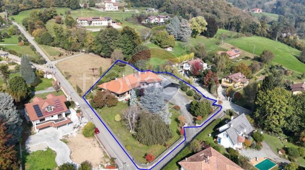 casa indipendente in vendita a Pollone