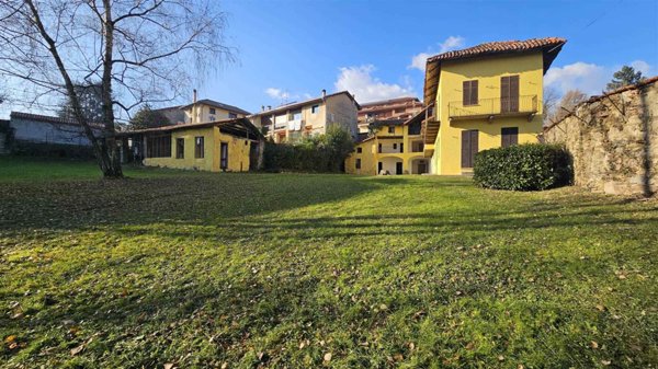 casa indipendente in vendita a Pollone