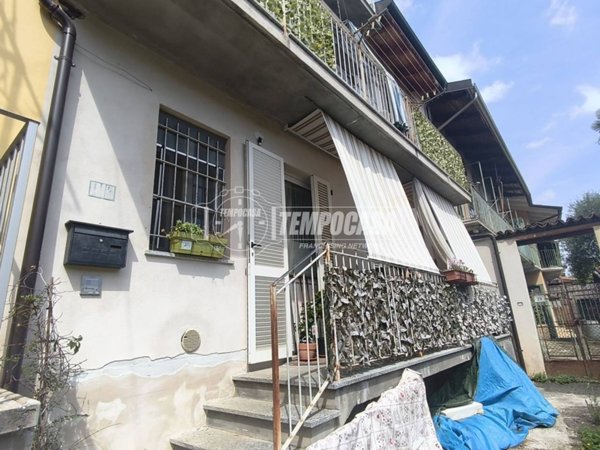 casa indipendente in vendita a Pollone