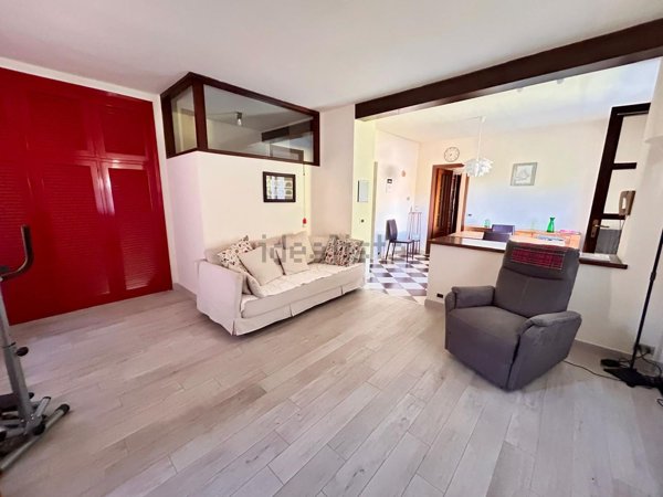 casa indipendente in vendita a Pollone