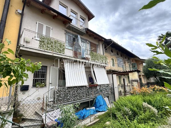 casa indipendente in vendita a Pollone