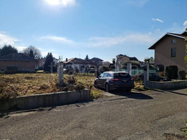 terreno edificabile in vendita a Ponderano