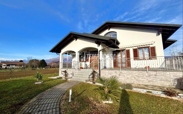 casa indipendente in vendita a Ponderano