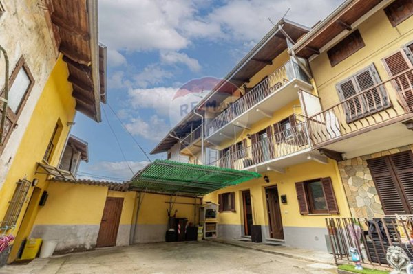 casa indipendente in vendita a Ponderano