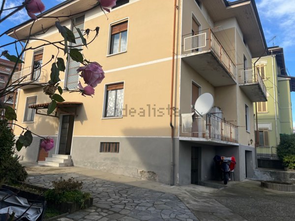 casa indipendente in vendita a Ponderano