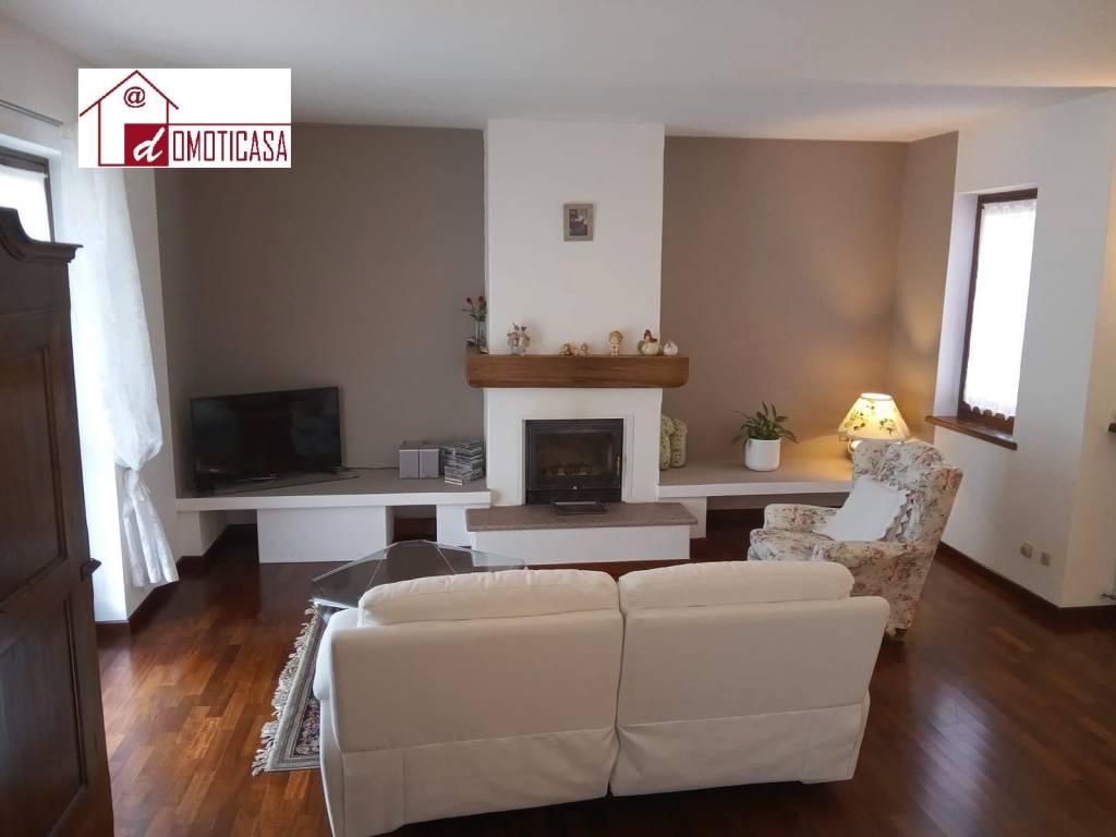 casa indipendente in vendita a Ponderano
