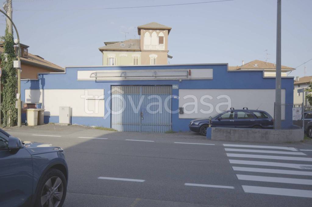 locale commerciale in vendita a Ponderano