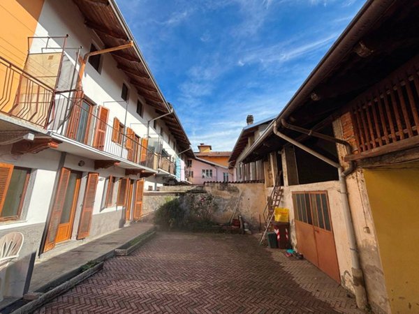 casa indipendente in vendita a Ponderano