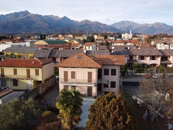 casa indipendente in vendita a Ponderano