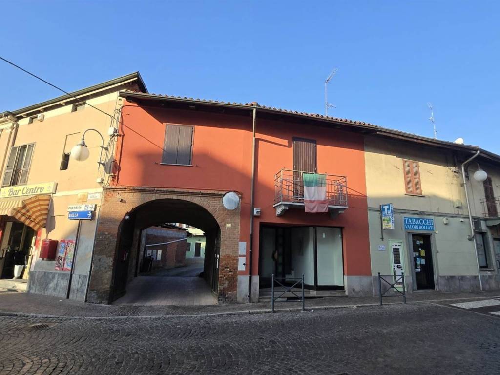 casa indipendente in vendita a Ponderano