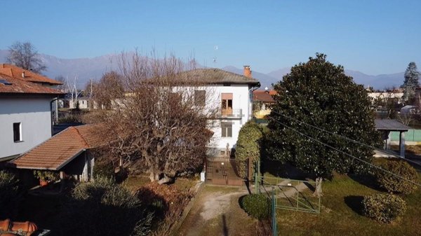 casa indipendente in vendita a Ponderano