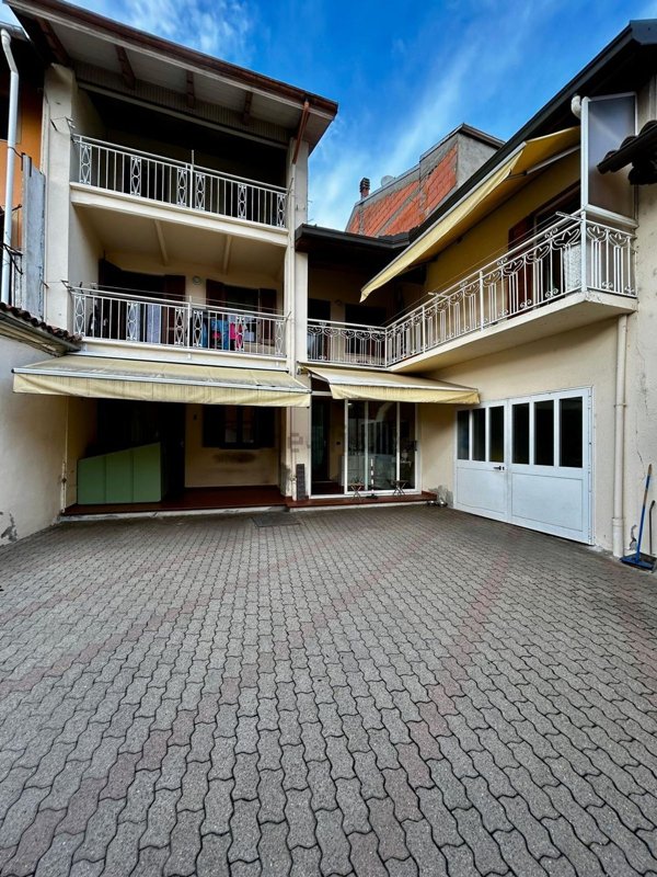 casa indipendente in vendita a Ponderano