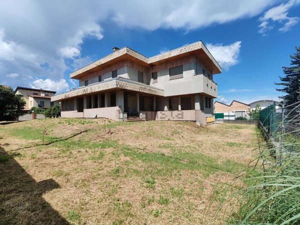 casa indipendente in vendita a Ponderano