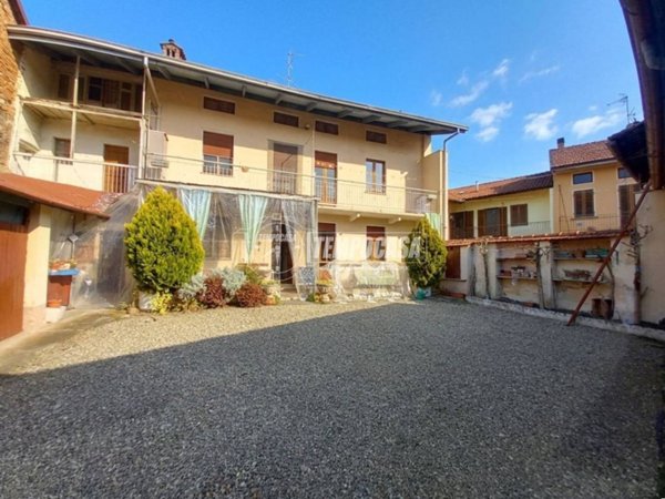 casa indipendente in vendita a Ponderano