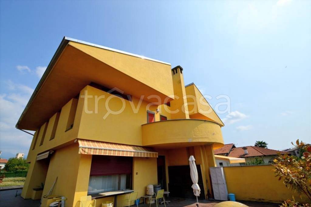 casa indipendente in vendita a Ponderano