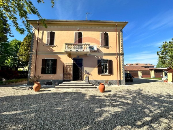 casa indipendente in vendita ad Alessandria in zona Spinetta Marengo