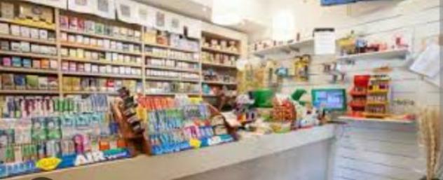 negozio in vendita ad Alessandria