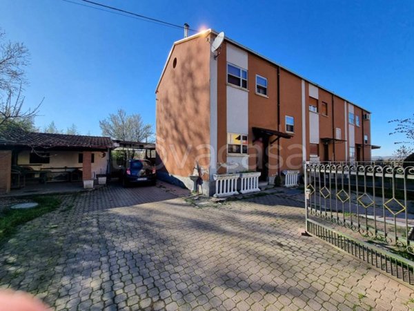 casa indipendente in vendita ad Alessandria in zona Spinetta Marengo