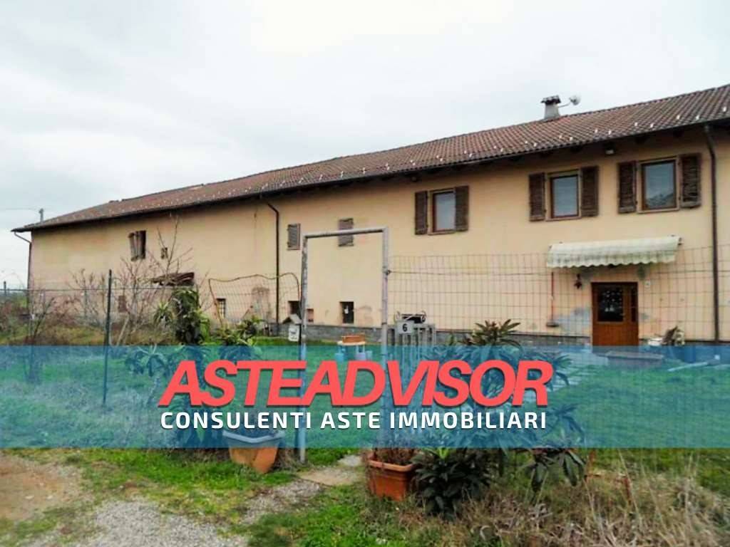 casa indipendente in vendita ad Alessandria in zona Castelceriolo