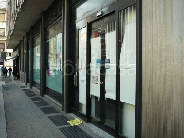 ufficio in vendita ad Alessandria in zona Piazza Garibaldi