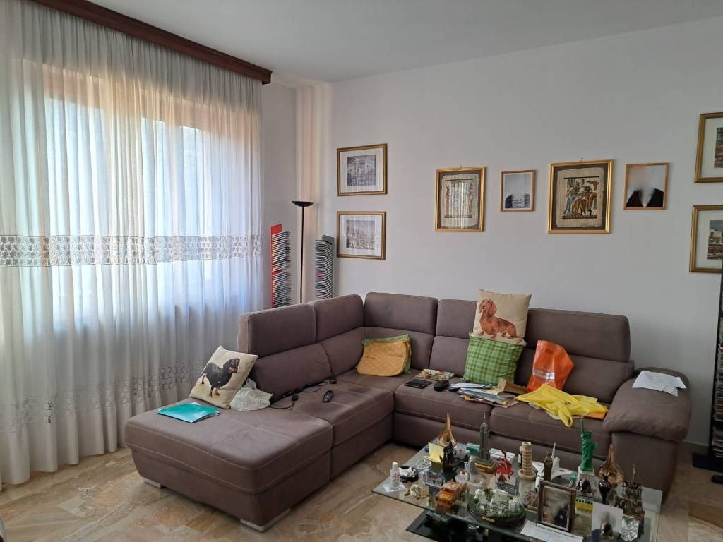 appartamento in vendita ad Alessandria in zona Villaggio Europa