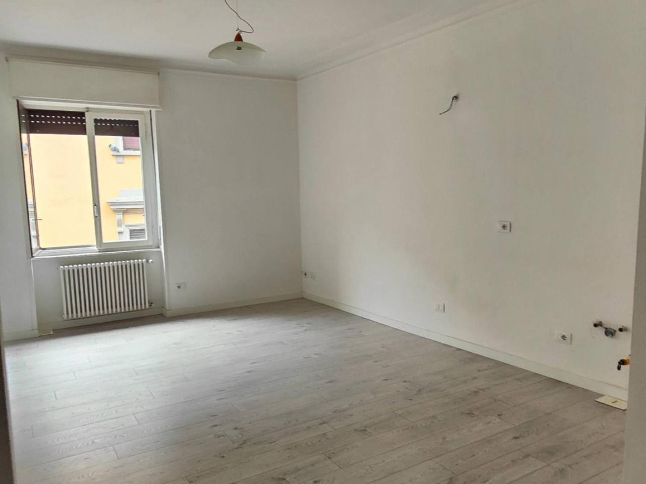 appartamento in vendita ad Alessandria in zona Centro Città