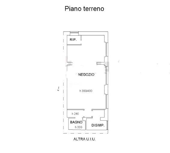 negozio in vendita ad Alessandria in zona Valmadonna
