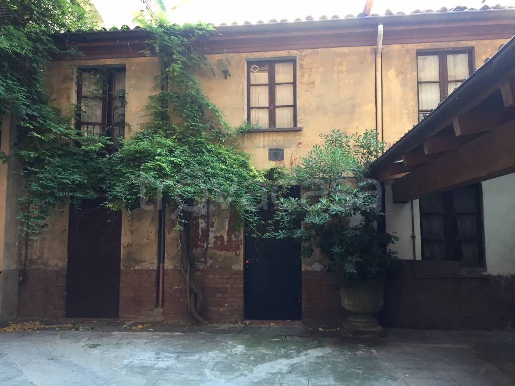 casa indipendente in vendita ad Alessandria