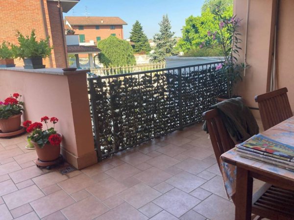 casa indipendente in vendita ad Alessandria in zona Galimberti
