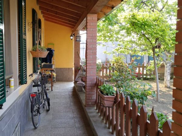 casa indipendente in vendita ad Alessandria in zona Il Cristo