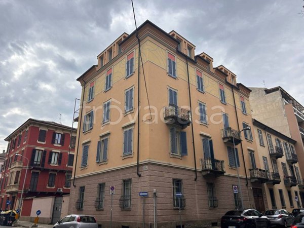 ufficio in vendita ad Alessandria in zona zona Pista