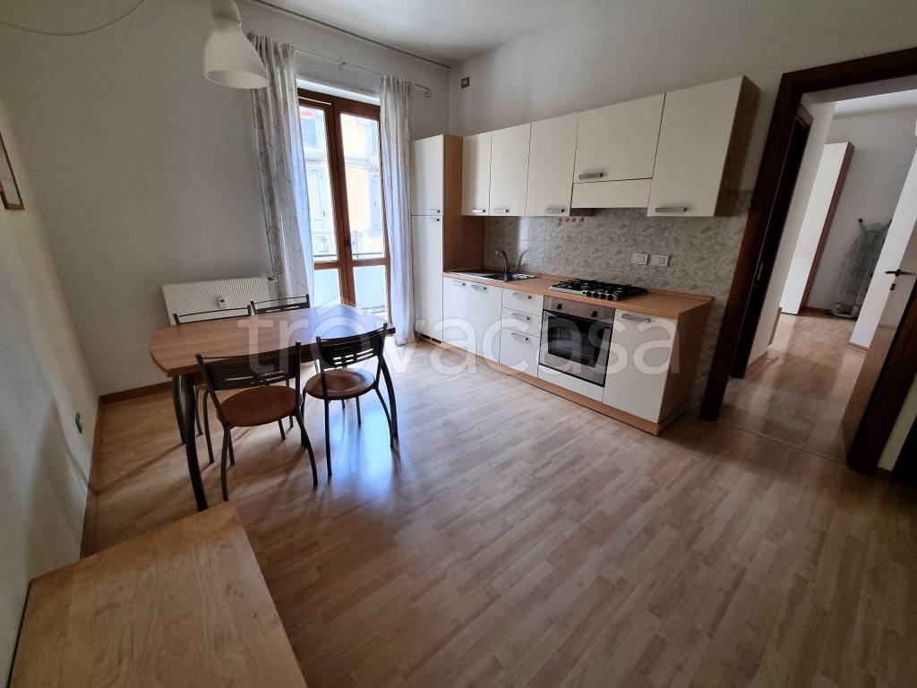 appartamento in vendita ad Alessandria in zona Borgo Rovereto