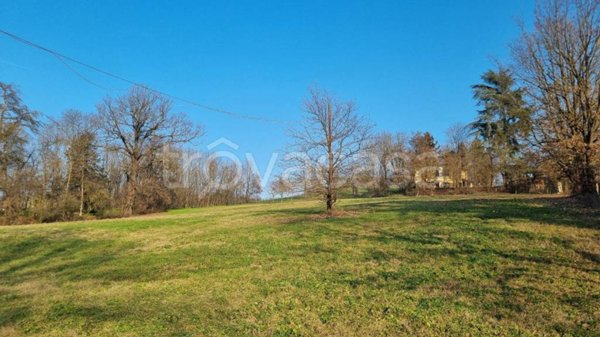 casa indipendente in vendita ad Alessandria in zona Valmadonna