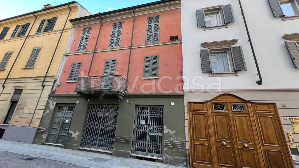 appartamento in vendita ad Alessandria in zona Borgo Rovereto