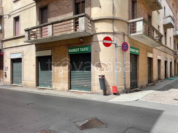 negozio in vendita ad Alessandria