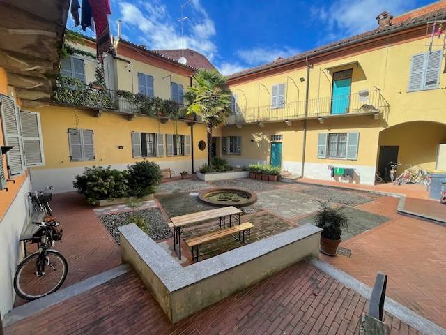 appartamento in vendita ad Alessandria in zona Borgo Rovereto