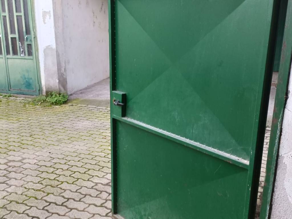 locale di sgombero in vendita ad Alessandria in zona Orti