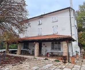 casa indipendente in vendita ad Alessandria