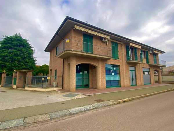 appartamento in vendita ad Alessandria in zona Spinetta Marengo
