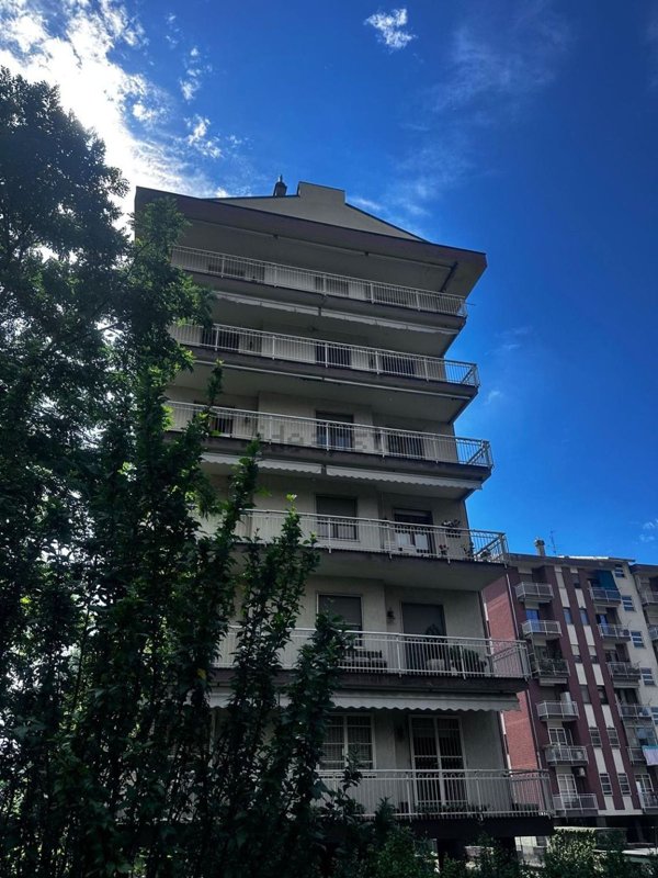 appartamento in vendita ad Alessandria in zona Galimberti