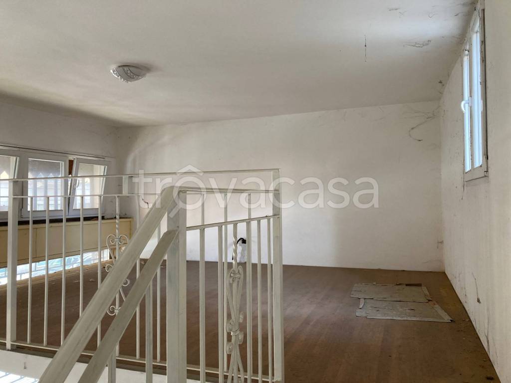 appartamento in vendita ad Alessandria in zona Borgo Rovereto