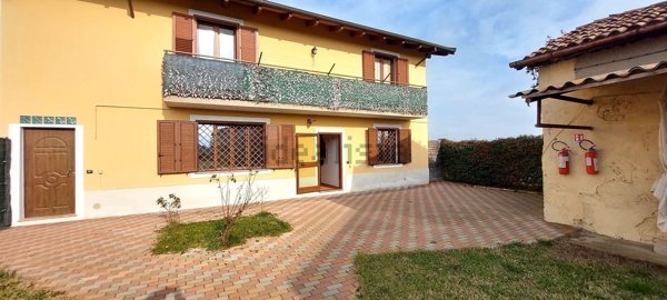 casa indipendente in vendita ad Alessandria in zona San Giuliano Nuovo