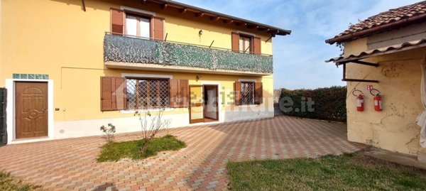 casa indipendente in vendita ad Alessandria in zona San Giuliano Nuovo