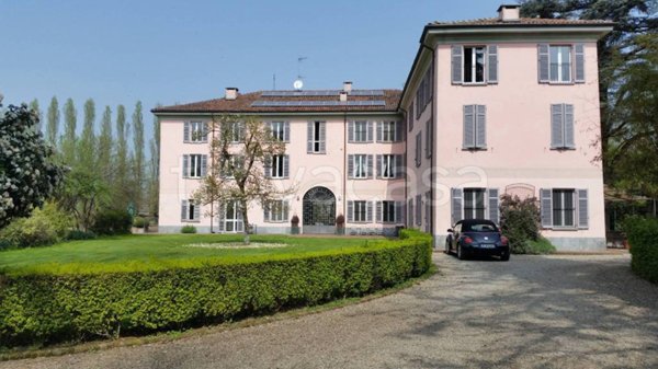 locale di sgombero in vendita ad Alessandria
