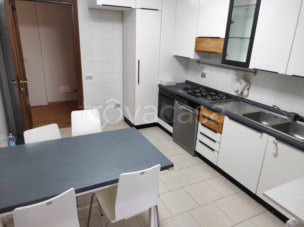 appartamento in vendita ad Alessandria in zona Borsalino
