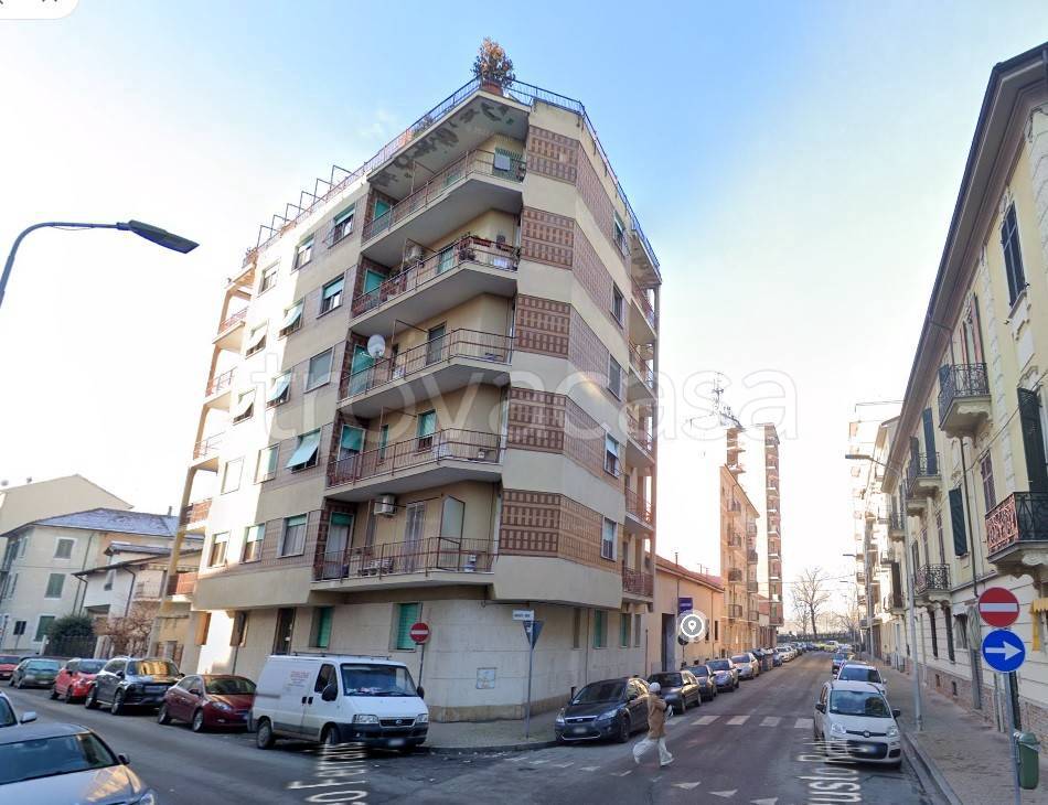 appartamento in vendita ad Alessandria in zona Centro Città