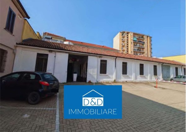 negozio in vendita ad Alessandria