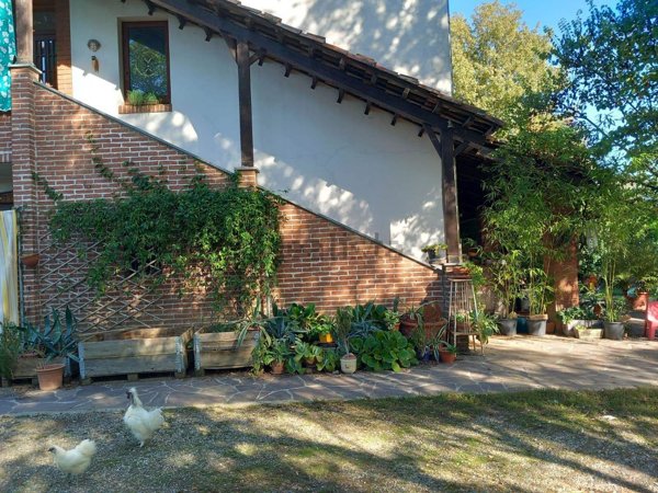 casa indipendente in vendita ad Alessandria in zona San Michele