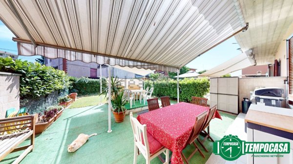 casa indipendente in vendita ad Alessandria