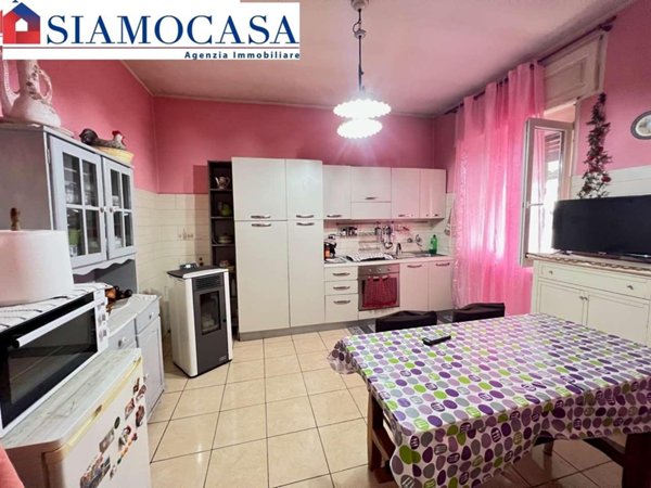casa indipendente in vendita ad Alessandria in zona Borsalino